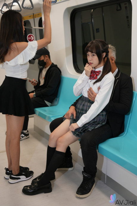 Asian schoolgirl Yuli has doggystyle sex with a senior on the train - #148360