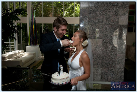 Bride Nicole Aniston gets slammed by her hubby best friend in the bathroom - #194484