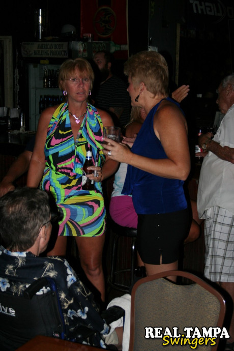 Sexy amateur wives show their amazing boobs in an all-night bar meet - #163110