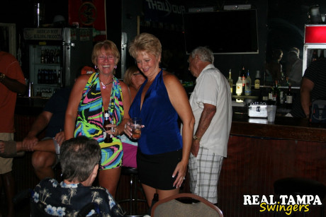 Sexy amateur wives show their amazing boobs in an all-night bar meet - #163123