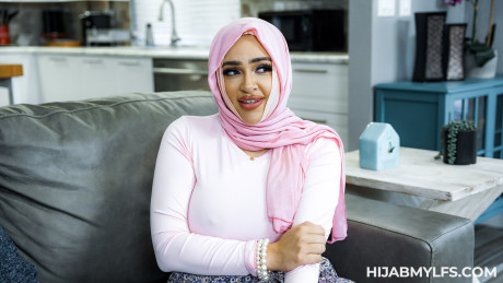 MILF Zoey Foxx shows her enormous booty and titties while having sex in a veil - #256880