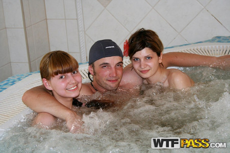 University students on spring break vacation get involved in group sex games - #136578