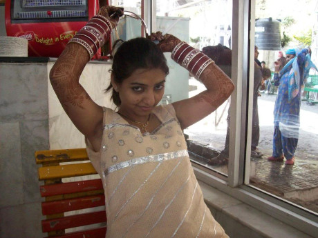 Indian girl GF chick models for naked nude shoot during her honeymoon - #62314