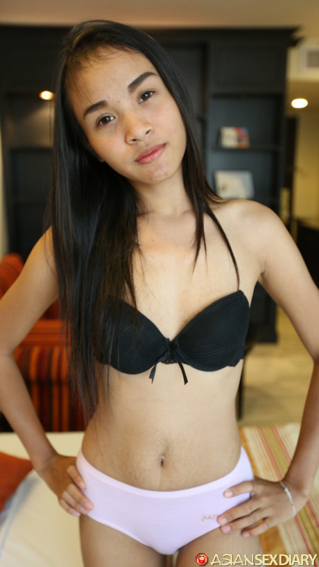Pretty Filipina O strips her dress & underwear before humping a enormous schlong - #172503