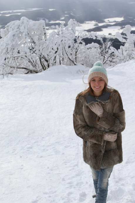 Slender glamorous babe Clover teasing nude outdoors in the snow - #80051