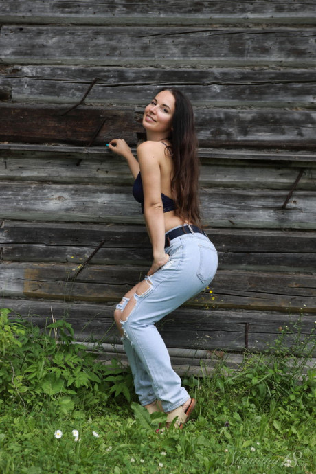 Old Annette Nicole V gets totally undressed in front of a rustic building - #75385