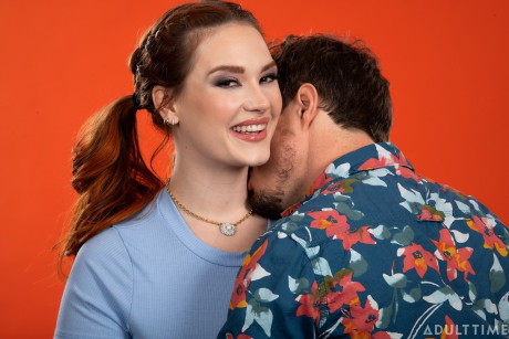 Stunning babe with a big butt Siri Dahl gets a vagina licking before having sex - #193724