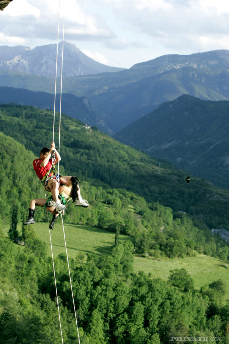 Hot oriental mountain climber sucks her guide's hard to get rescued
