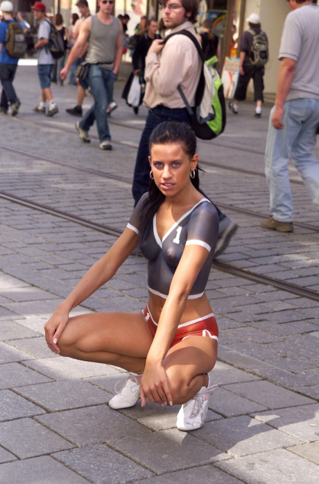 Young solo whore gf chick Madison models in public while wearing body paint only - #88199