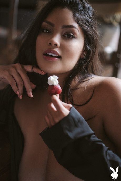 Ravishing Mexican babe with giant boobies Jocelyn Corona showing off at her house - #167134
