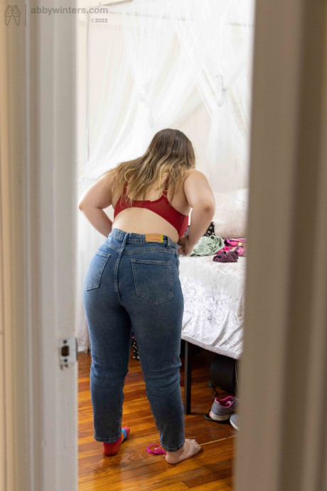 Chubby amateur Paige E shows off her backside while getting dressed - #175968