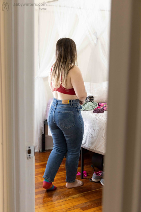 Chubby amateur Paige E shows off her backside while getting dressed - #175970
