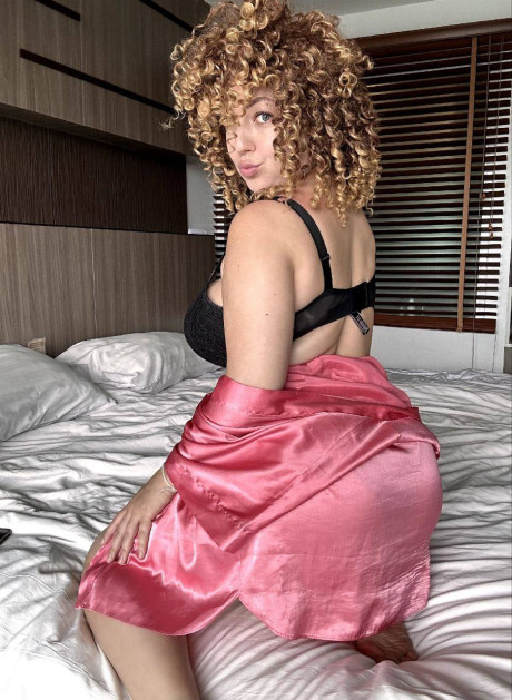 OnlyFans Hanna Zimmer featuring Hanna Zimmer Sex Pictures