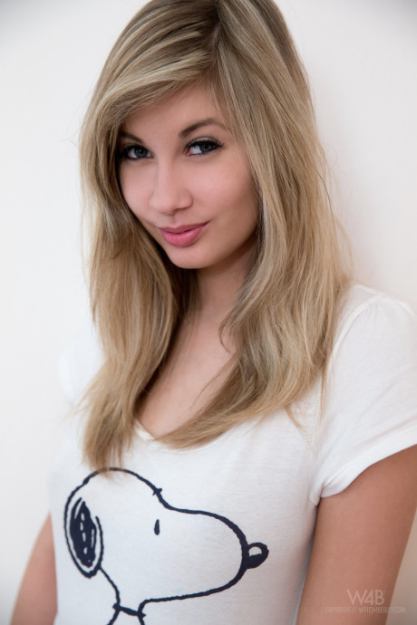 Stunning European babe Holy bangs her puffy vagina with a glass toy up close - #229296