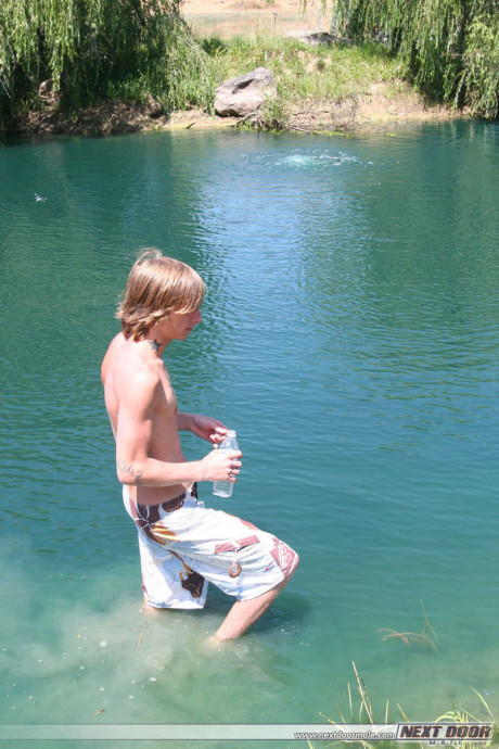 Amateur gay with amazing abs Skyler flaunts his huge cock outdoors - #207936