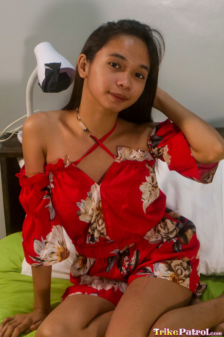 Lovely chinese teen Lexi Barrera doffs her clothes and poses ass undressed - #132756