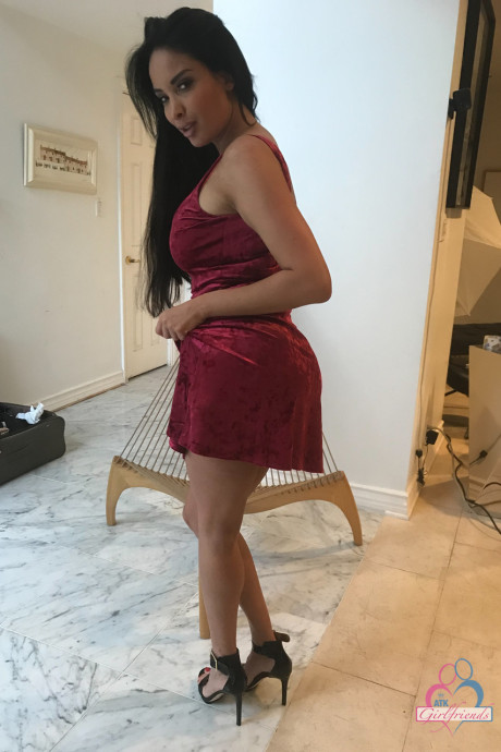Amateur girlfriend Anissa Kate reveals her juicy bosom & yummy cunt in a solo - #97245