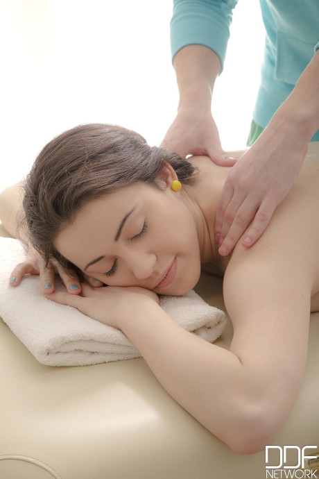 Teenie with a charming shaved snatch Gabi fucks her masseur's penis & gets creampied - #239430