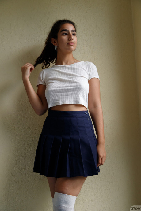 Stunning sweet schoolgirl Luna Silver shows her natural titties & her hot ass - #73125