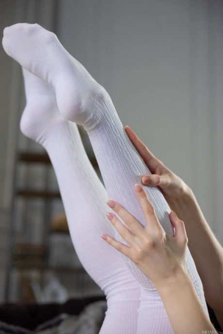 Ravishing ginger Vicki Wade sports bushy armpits & bush in white OTK socks - #308866