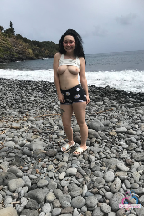 Sweet teen Lenna Lux takes non undressed poses while visiting a tropical location - #314493