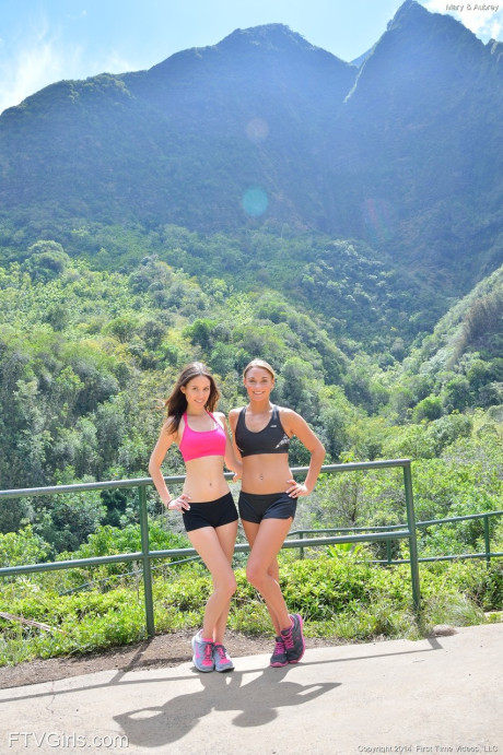 Amateur stunners Aubrey & Mary strip off their sportswear & pose nude outside - #212879