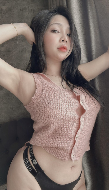 OnlyFans hottie Yumi Free performed by cutie Yumi Free XXX Pics - #214149