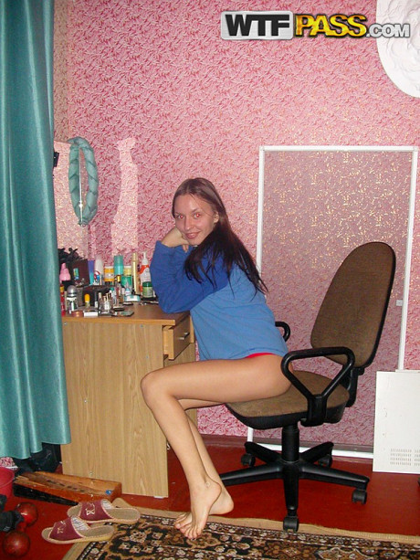 Tall amateur Aurita poses undressed during candid action around her palce - #243850