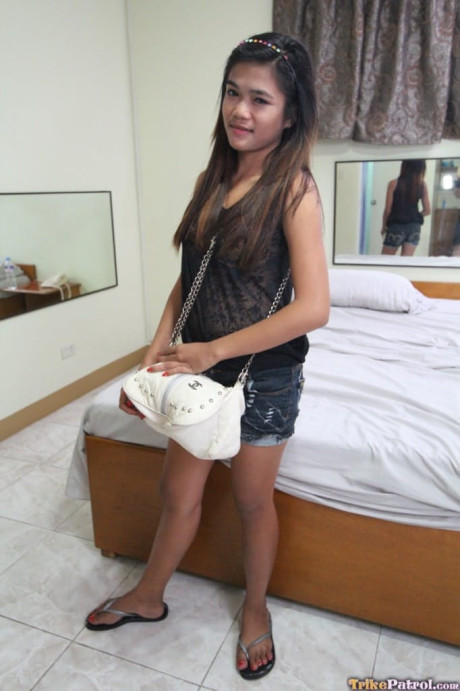 Brunette Filipina Mildred strips and shows off her bushy cunt - #312523