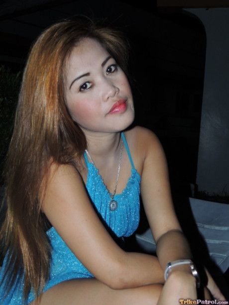 Tiny Filipina Daisy strips down naked and plays with a monstrous curved schlong - #147543