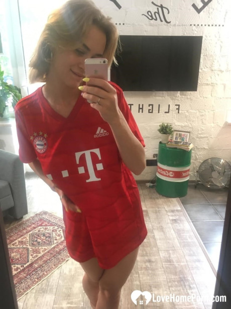 Ravishing fine amateur teen lifts her red shirt up and shows her monstrous natural melons - #157656