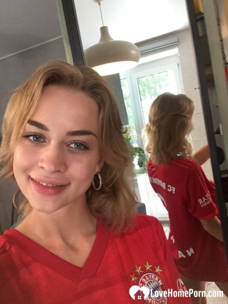 Ravishing fine amateur teen lifts her red shirt up and shows her monstrous natural melons - #157663