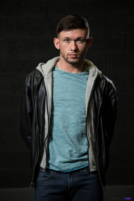 Sexy gays Gabriel Cross and Mikey Junior take each other's cocks - #224713