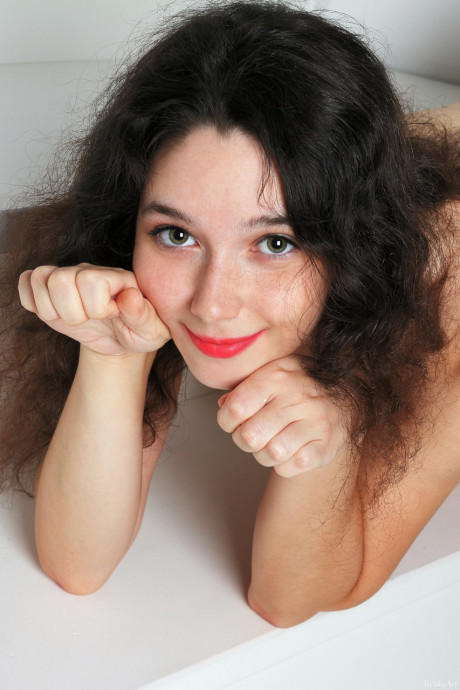 Glamorous brunette Yennefer shows off her gigantic butt & her lovely vagina lips - #199664