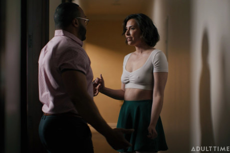 Brunette wifey Casey Calvert gets demolished in an interracial swingers party - #204001