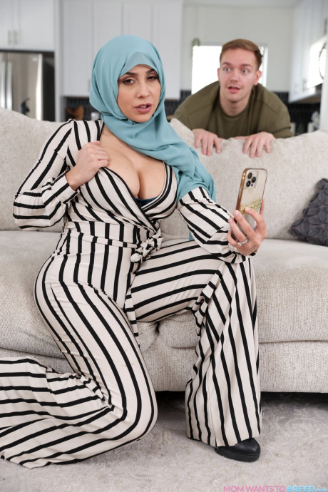 Busty Arab cougar with a hijab Lilly Hall getting screwed hard and creampied - #306875