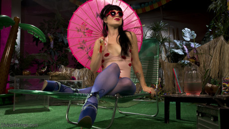 Sweet skank woman Siouxsie Q covers her sex slave with hot wax before getting sexed - #180779