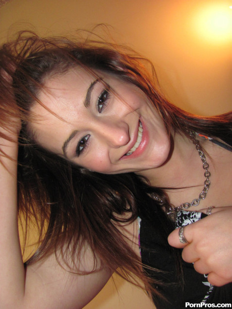 Amateur sweetie Michelle Myers teases with her natural boobies and amazing behind - #180395