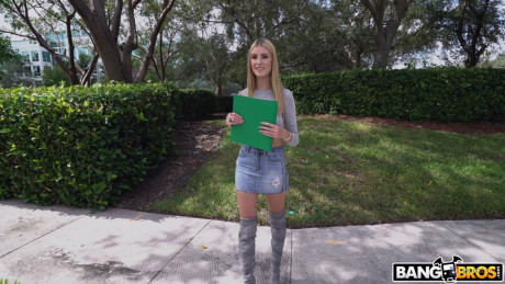 Teenie Mazzy Grace joins a stranger in his van and rides his hard boner - #253385