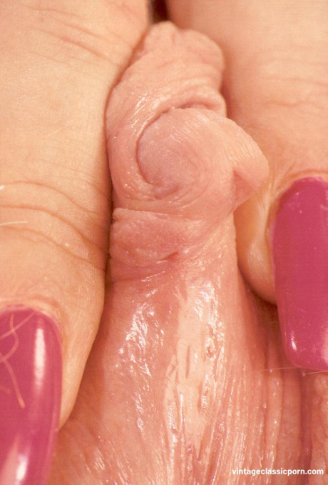 Busty blondie enjoys an FMM interracial gangbang with well-endowed males - #242773