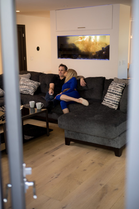 Blondy MILF with huge juggs Amber Alena gets rammed by a male pornstar - #204682