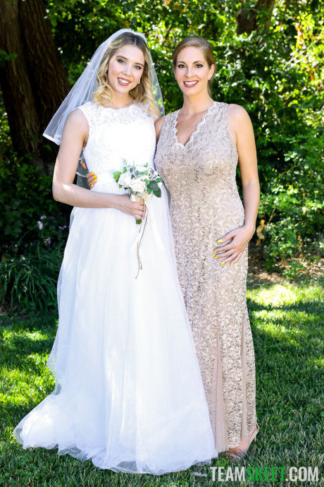 Skinny teen bride with a nice bum Sophia Sterling gets fucked by her godfather - #214757