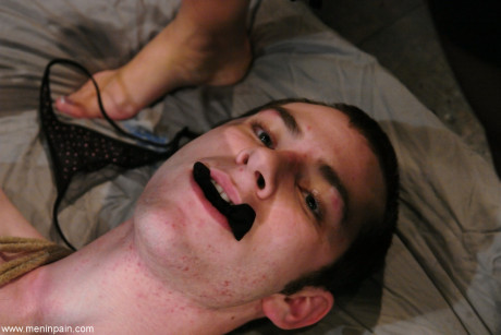 Men In Pain performed by Nomad, Sativa Rose nude Photos - #229711