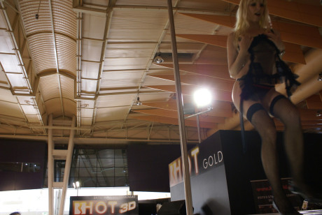 Yellow-haired amateur dancer Lena Cova displays her stripping skills in pantyhose - #191750