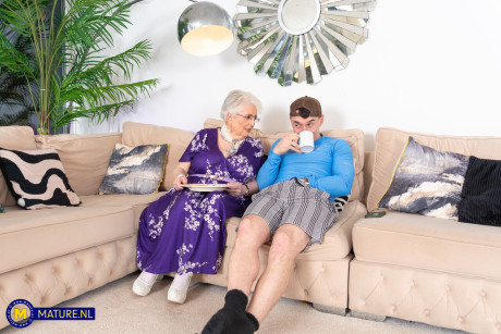 Older NL undressed Porn Pics - #241214