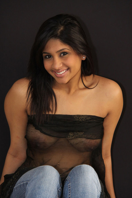Indian babe shows her large natural melons in and out of see thru underwear - #199468