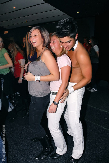 Drunk girls gets up on the stage and have uninhibited sex with male strippers - #237691