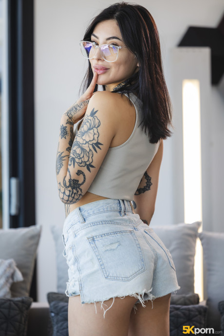 Cute tattooed babe Tabatha Lust likes wild hardcore sex then takes a facial - #184522