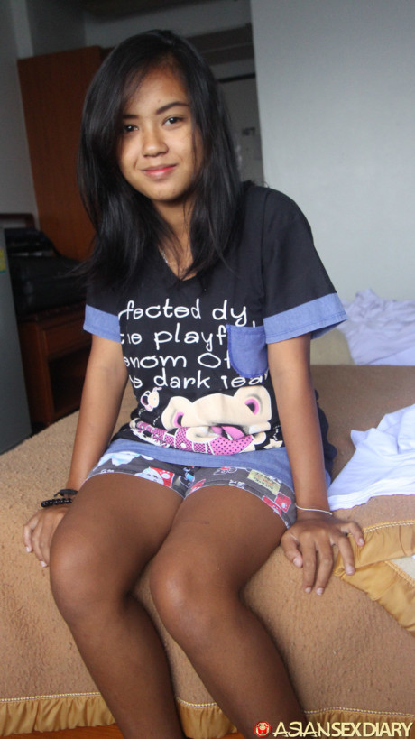 Thai young Poo B shows her pregnant belly and swollen boobies before POV sex - #148852