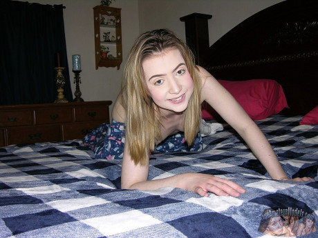 True Amateur Models starring Daisy Bean Model Porn Gallery - #195486